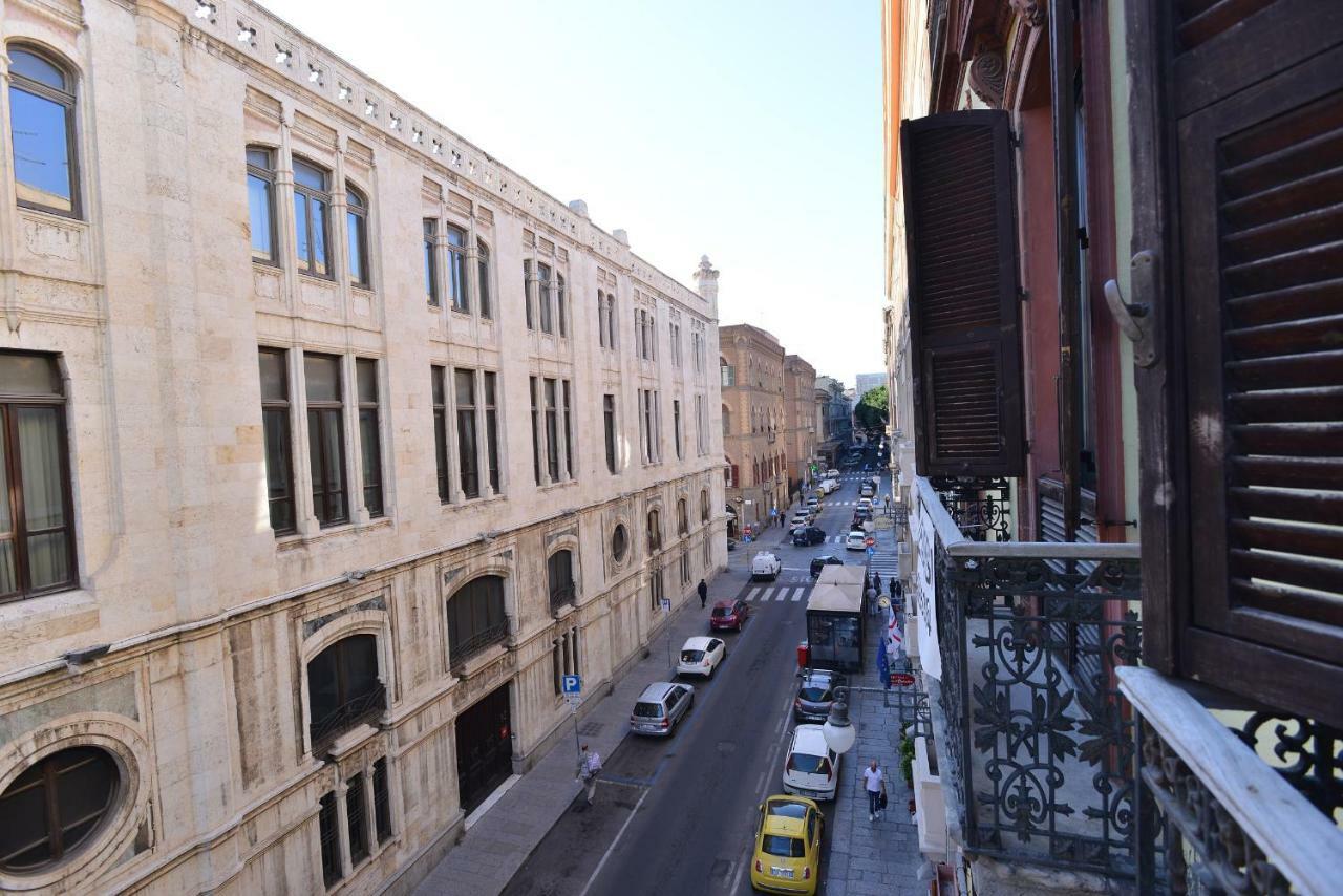 Izzhome Full Center Grand Cagliari Bagian luar foto
