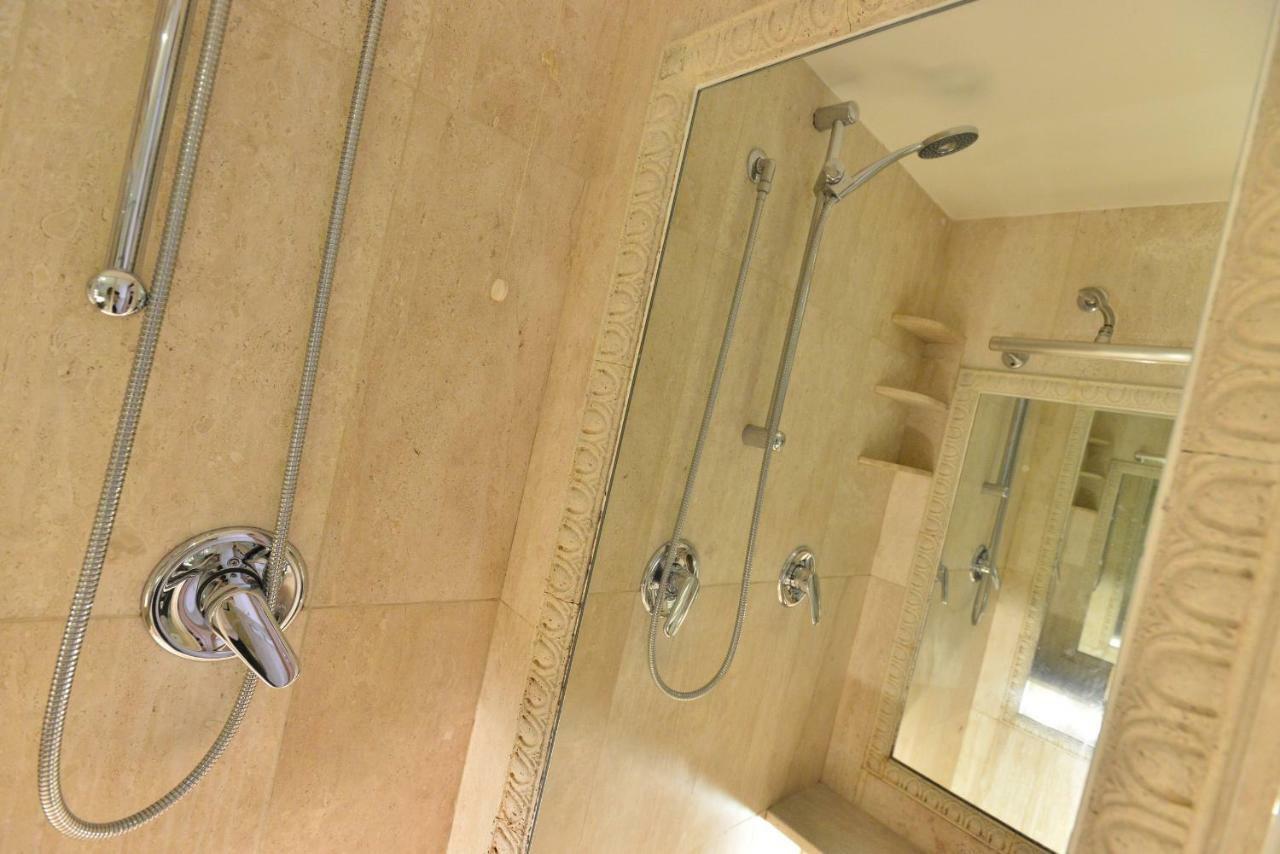 Izzhome Full Center Grand Cagliari Bagian luar foto