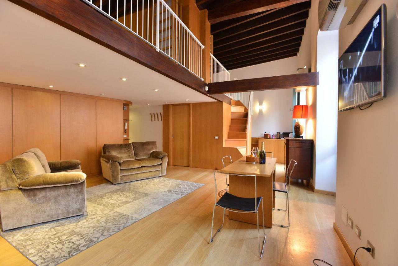 Izzhome Full Center Grand Cagliari Bagian luar foto