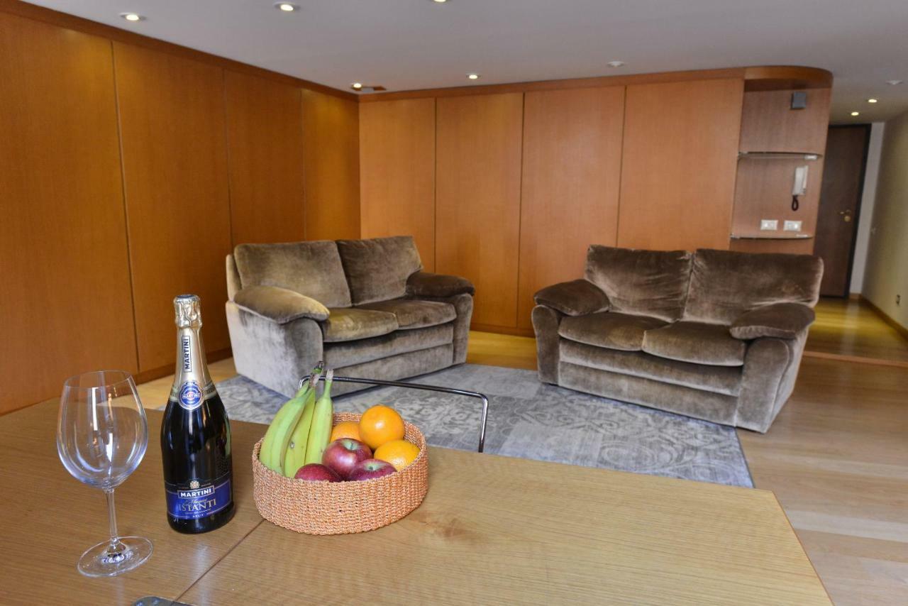 Izzhome Full Center Grand Cagliari Bagian luar foto