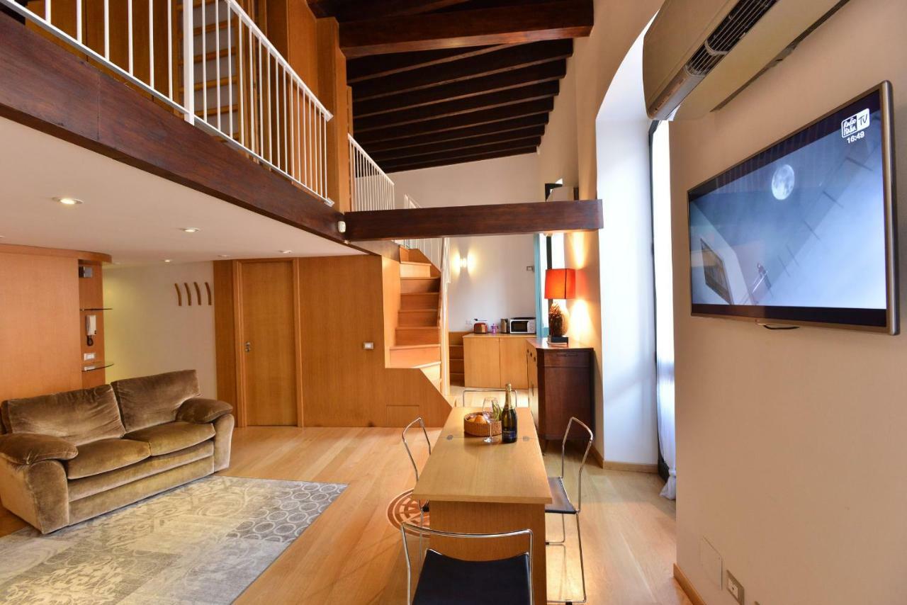 Izzhome Full Center Grand Cagliari Bagian luar foto
