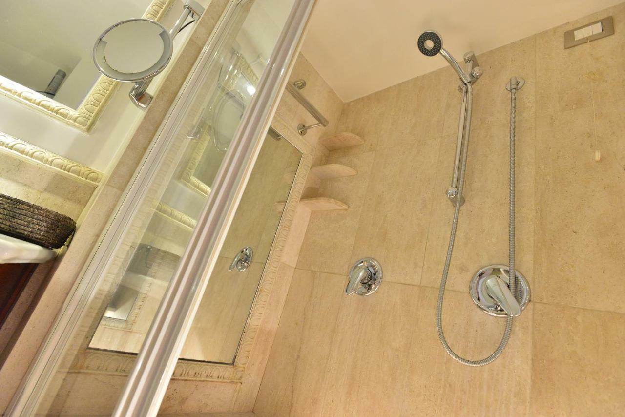 Izzhome Full Center Grand Cagliari Bagian luar foto